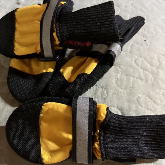 Muttluks All Weather Set Of 4 Black XXS Warm All Weather Boots - Picture 6 of 7